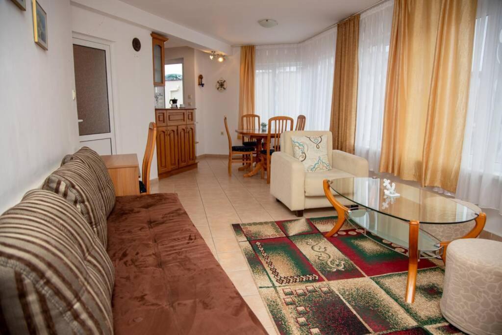 Convenient 1-Bedroom Flat Next To Harmanite Beach Созополь Екстер'єр фото