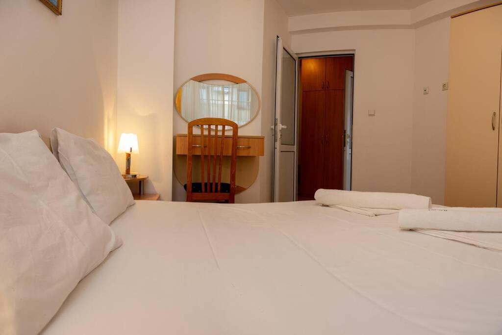 Convenient 1-Bedroom Flat Next To Harmanite Beach Созополь Екстер'єр фото